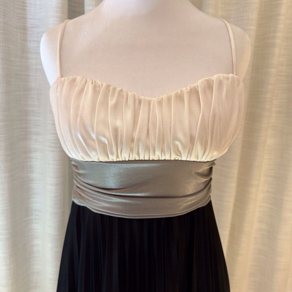 Speechless Sz M Pleated Dress Black White Swing Dress Party‎ Dance